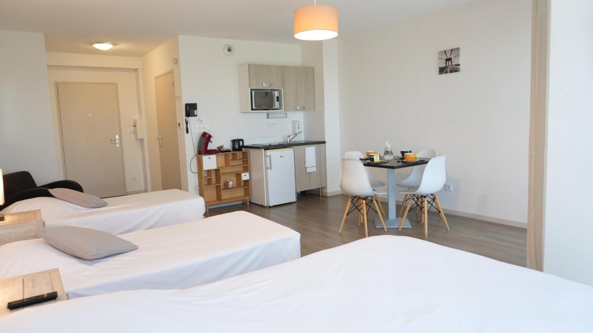 Zenao Appart'Hotel Yzeure Экстерьер фото